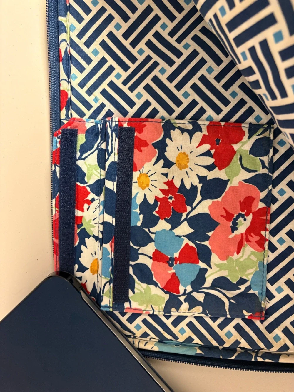 Vera Bradley Summer Cottage Quilted Laptop Tablet Zipper Sleeve Retired Floral
